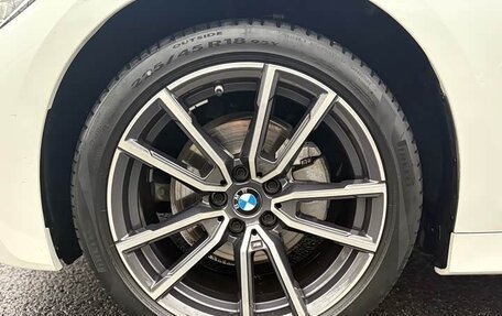 BMW 3 серия, 2022 год, 2 950 000 рублей, 15 фотография