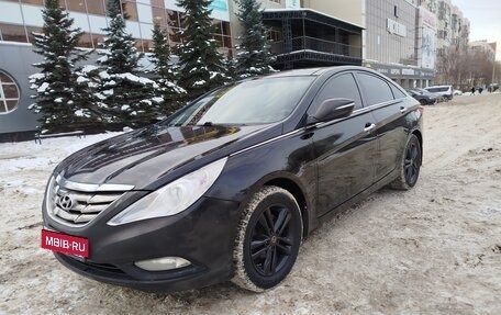Hyundai Sonata VI, 2011 год, 820 000 рублей, 5 фотография