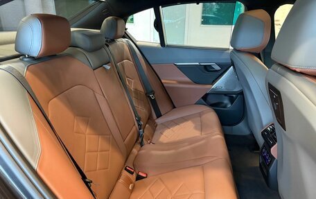 BMW 5 серия, 2025 год, 10 950 000 рублей, 7 фотография