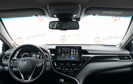 Toyota Camry, 2021 год, 3 350 000 рублей, 8 фотография