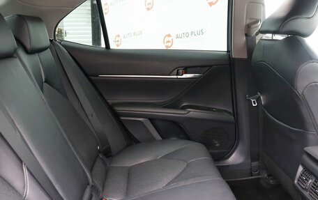 Toyota Camry, 2021 год, 3 350 000 рублей, 14 фотография