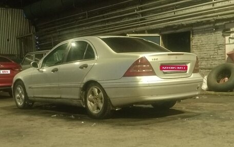 Mercedes-Benz C-Класс, 2002 год, 350 000 рублей, 4 фотография