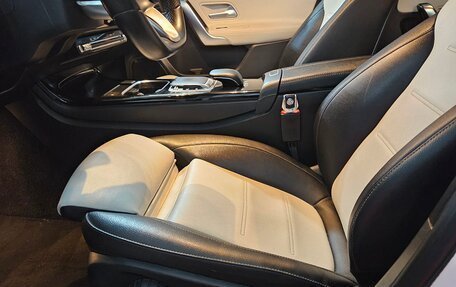 Mercedes-Benz A-Класс, 2018 год, 2 099 000 рублей, 9 фотография