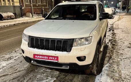 Jeep Grand Cherokee, 2012 год, 1 650 000 рублей, 2 фотография