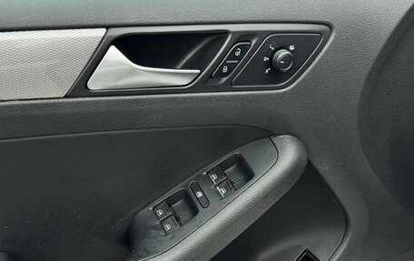 Volkswagen Jetta VI, 2016 год, 1 130 000 рублей, 13 фотография