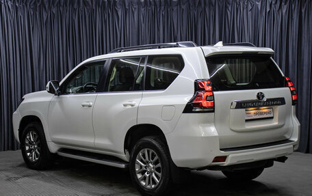 Toyota Land Cruiser Prado 150 рестайлинг 2, 2019 год, 6 898 000 рублей, 7 фотография