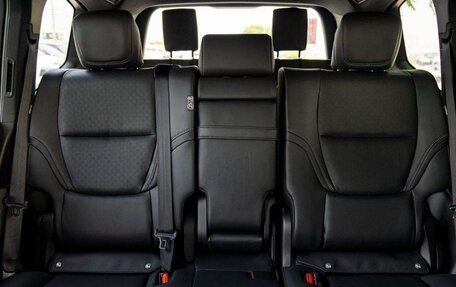 Toyota Land Cruiser, 2025 год, 12 480 000 рублей, 16 фотография
