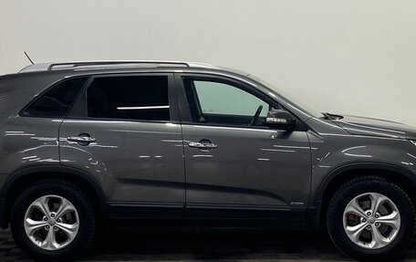 KIA Sorento II рестайлинг, 2015 год, 1 790 000 рублей, 2 фотография