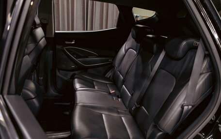 Hyundai Santa Fe III рестайлинг, 2018 год, 2 075 000 рублей, 17 фотография