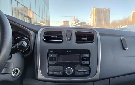 Renault Sandero II рестайлинг, 2019 год, 1 350 000 рублей, 18 фотография