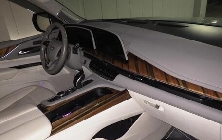 Cadillac Escalade V, 2021 год, 10 000 000 рублей, 3 фотография