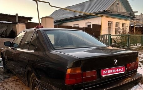 BMW 5 серия, 1990 год, 240 000 рублей, 1 фотография