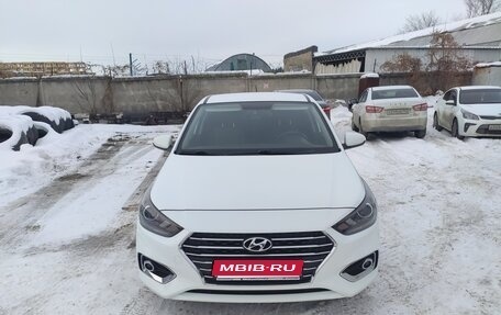 Hyundai Solaris II рестайлинг, 2018 год, 1 250 000 рублей, 1 фотография