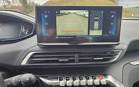 Peugeot 5008 II, 2021 год, 1 698 000 рублей, 13 фотография