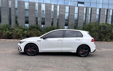 Volkswagen Golf VIII, 2022 год, 1 950 000 рублей, 6 фотография