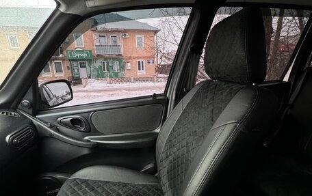 Chevrolet Niva I рестайлинг, 2018 год, 765 000 рублей, 4 фотография