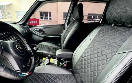 Chevrolet Niva I рестайлинг, 2018 год, 765 000 рублей, 3 фотография