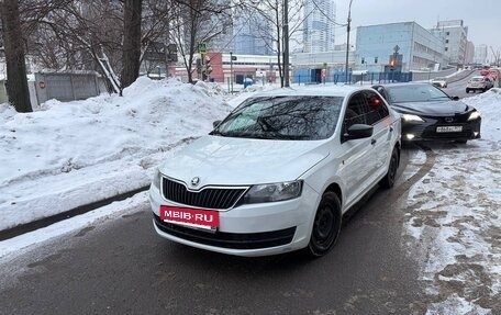Skoda Rapid I, 2016 год, 850 000 рублей, 6 фотография