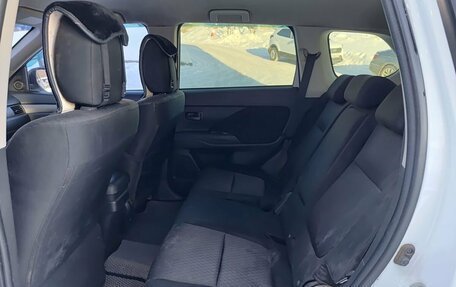 Mitsubishi Outlander III рестайлинг 3, 2012 год, 1 220 000 рублей, 15 фотография