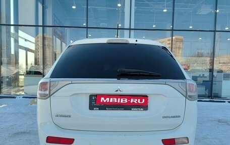 Mitsubishi Outlander III рестайлинг 3, 2012 год, 1 220 000 рублей, 7 фотография