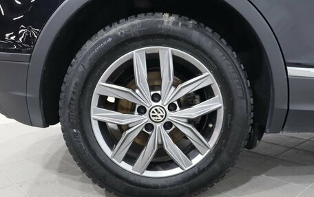 Volkswagen Tiguan II, 2019 год, 2 990 000 рублей, 9 фотография