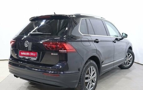 Volkswagen Tiguan II, 2019 год, 2 990 000 рублей, 4 фотография