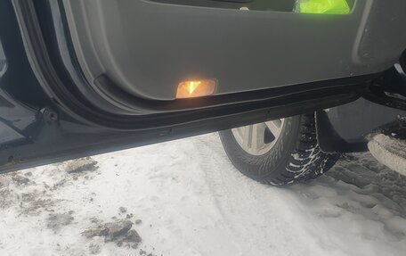 Toyota Land Cruiser Prado 150 рестайлинг 2, 2010 год, 2 300 000 рублей, 4 фотография