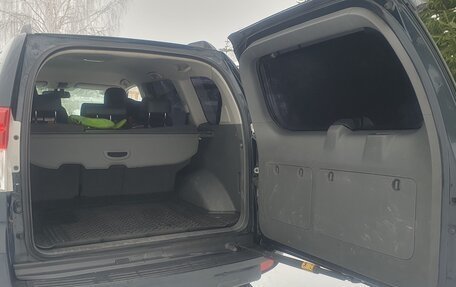 Toyota Land Cruiser Prado 150 рестайлинг 2, 2010 год, 2 300 000 рублей, 8 фотография