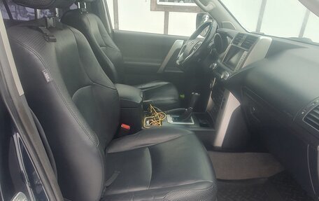 Toyota Land Cruiser Prado 150 рестайлинг 2, 2010 год, 2 300 000 рублей, 16 фотография