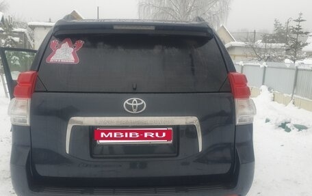 Toyota Land Cruiser Prado 150 рестайлинг 2, 2010 год, 2 300 000 рублей, 7 фотография