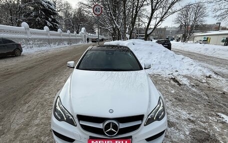 Mercedes-Benz E-Класс, 2013 год, 1 850 000 рублей, 2 фотография