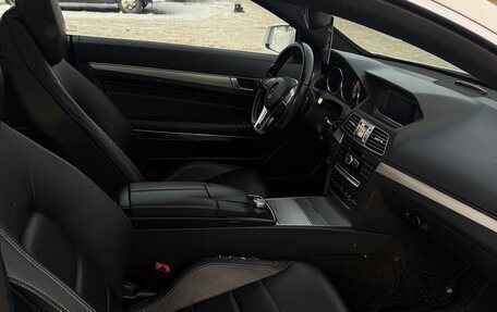 Mercedes-Benz E-Класс, 2013 год, 1 850 000 рублей, 24 фотография