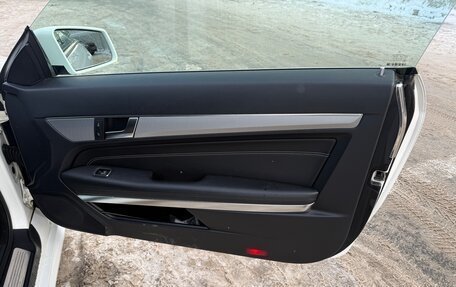 Mercedes-Benz E-Класс, 2013 год, 1 850 000 рублей, 26 фотография