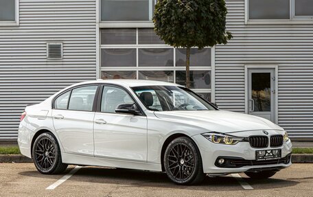 BMW 3 серия, 2017 год, 1 845 000 рублей, 3 фотография