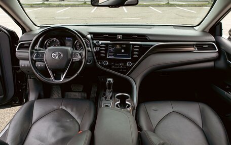 Toyota Camry, 2019 год, 2 055 000 рублей, 15 фотография