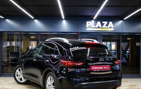 Infiniti FX II, 2013 год, 2 199 000 рублей, 3 фотография