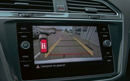 Volkswagen Tiguan II, 2019 год, 2 265 000 рублей, 14 фотография