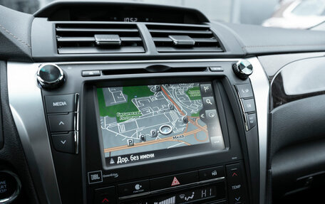 Toyota Camry, 2015 год, 2 200 000 рублей, 18 фотография