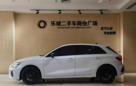 Audi A3, 2022 год, 1 980 000 рублей, 4 фотография