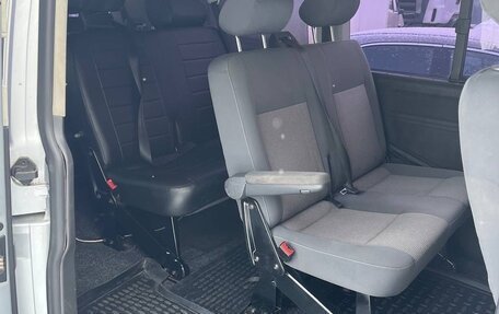 Volkswagen Caravelle T5, 2010 год, 1 350 000 рублей, 9 фотография