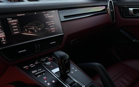 Porsche Cayenne III, 2020 год, 1 800 000 рублей, 6 фотография