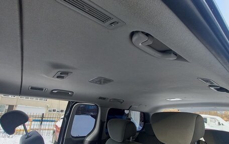 Hyundai H-1 II рестайлинг, 2015 год, 1 850 000 рублей, 15 фотография