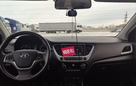 Hyundai Solaris II рестайлинг, 2018 год, 1 250 000 рублей, 8 фотография