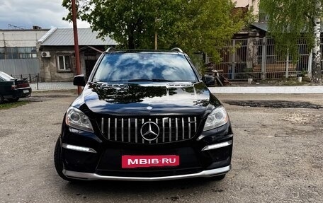 Mercedes-Benz M-Класс, 2011 год, 3 000 000 рублей, 2 фотография