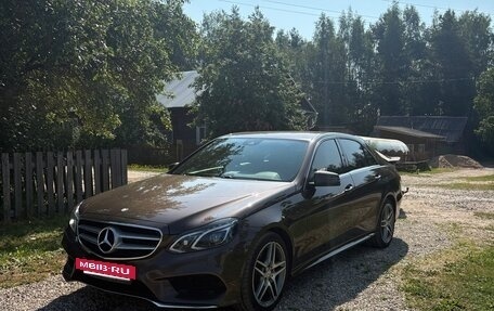 Mercedes-Benz E-Класс, 2015 год, 2 350 000 рублей, 8 фотография