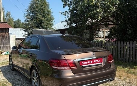 Mercedes-Benz E-Класс, 2015 год, 2 350 000 рублей, 9 фотография