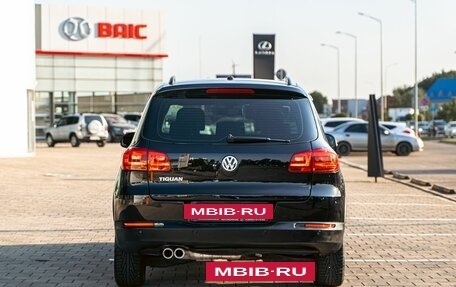 Volkswagen Tiguan I, 2015 год, 1 395 000 рублей, 5 фотография