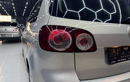 Volkswagen Golf Plus II, 2011 год, 725 000 рублей, 11 фотография