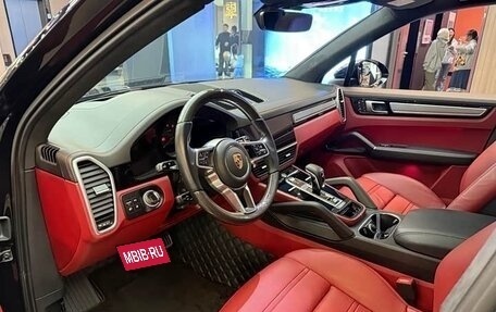 Porsche Cayenne III, 2025 год, 18 000 000 рублей, 7 фотография