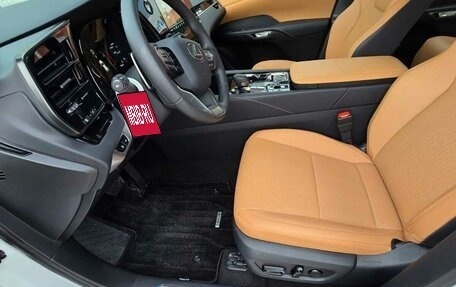 Lexus RX IV рестайлинг, 2025 год, 2 150 000 рублей, 7 фотография